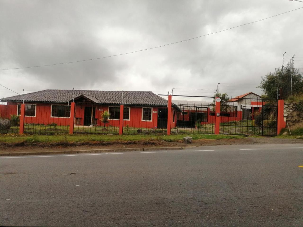Hosteria El Tisaleno Ambato Esterno foto